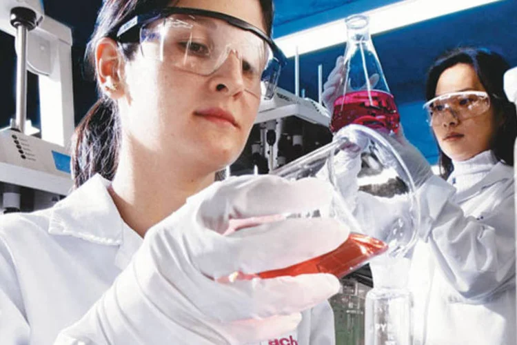 Laboratório do Aché, em São Paulo: 120 milhões de reais para acelerar o desenvolvimento de novos produtos  (Lailson Santos/EXAME.com)