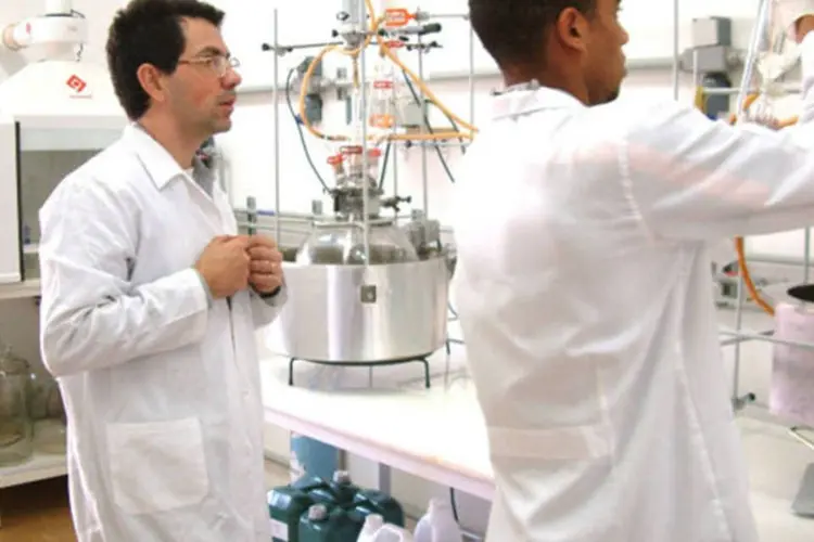 Laboratório dentro de uma incubadora: 70% das empresas podem ter dificuldades (Divulgação/Cietec)