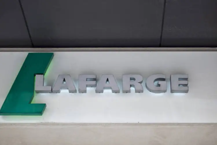 Lafarge: euro valorizado e moedas voláteis nos mercados emergentes cortaram quase 6 pontos percentuais dos crescimentos de receita e lucro da companhia no ano passado (Balint Porneczi/Bloomberg)