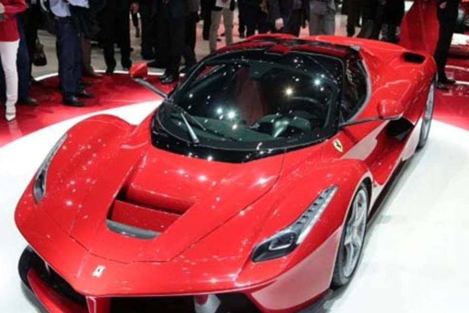 Ferrari aumentará produção para acompanhar superricos