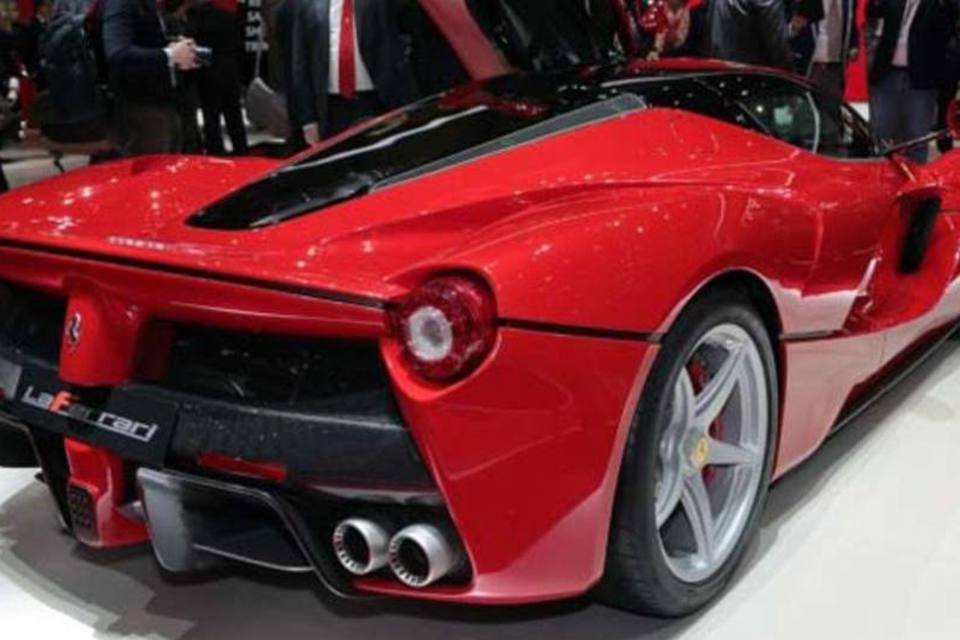 Ferrari planeja híbridos para acompanhar seu super carro