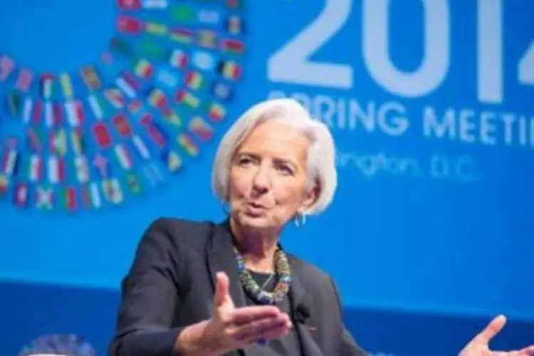 
	Diretora do FMI:&nbsp;&quot;apesar do fato de que o crescimento est&aacute; se fortalecendo, alguns n&atilde;o est&atilde;o sentindo isso. Ainda temos 200 milh&otilde;es de pessoas desempregadas&quot;, disse Lagarde
 (IMF/AFP)