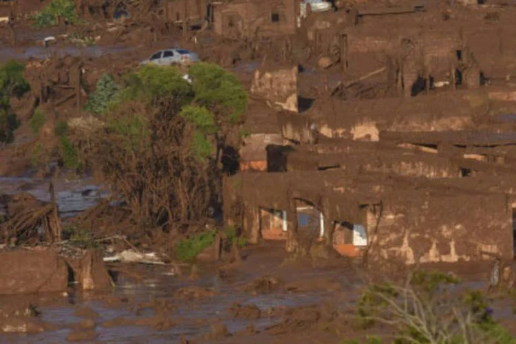 
	Mariana: segundo o relat&oacute;rio, &eacute; poss&iacute;vel que pequenos abalos s&iacute;smicos ocorridos antes da trag&eacute;dia tenham sido o estopim para conclus&atilde;o do rompimento da barragem
 (Douglas Magno / AFP)