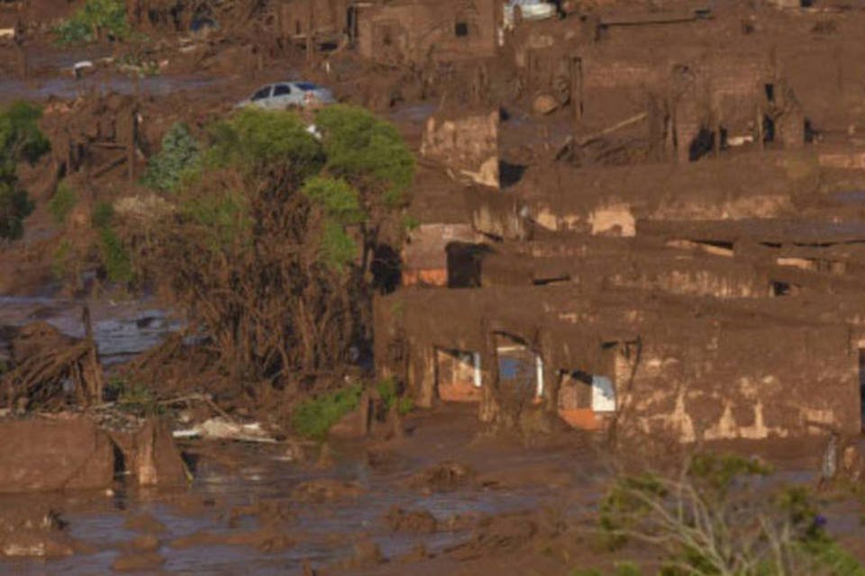 MPF pede R$155 bi de Samarco, Vale, BHP, União e Estados