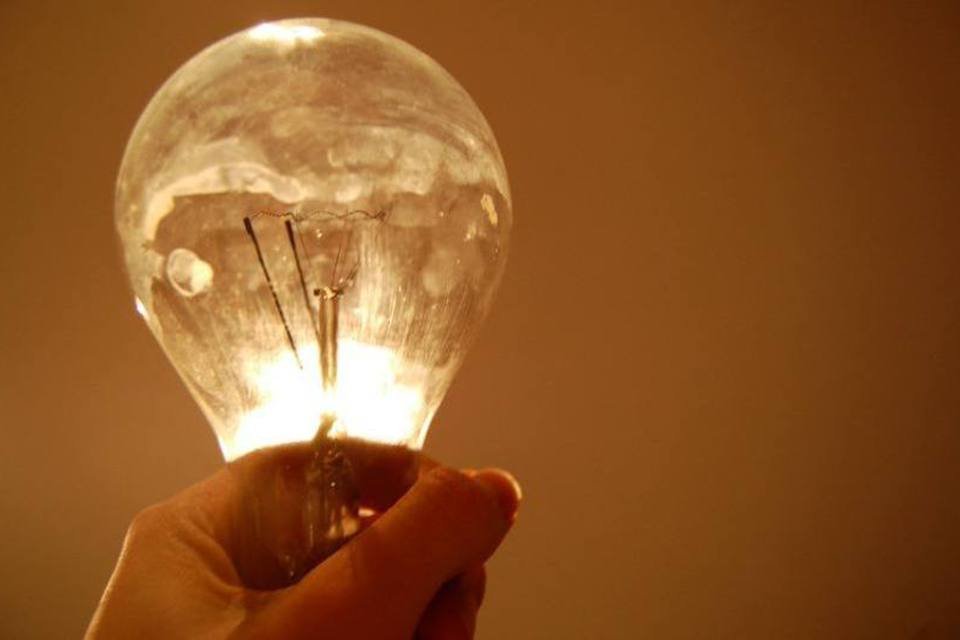 Copel investirá R$ 28,6 mi em troca de lâmpadas antigas