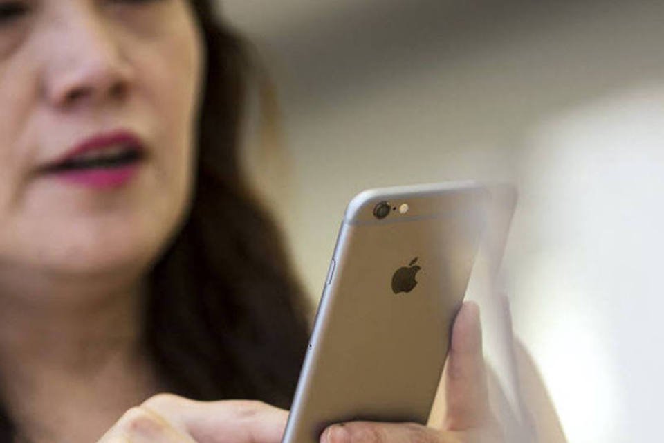 A Apple vai substituir os iPhones 6 Plus que entortaram