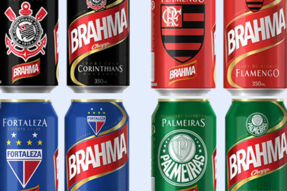 Brahma veste latas de cerveja com escudos de times