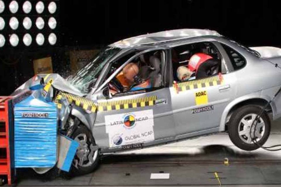 Veja os vídeos dos crash tests da Latin NCAP