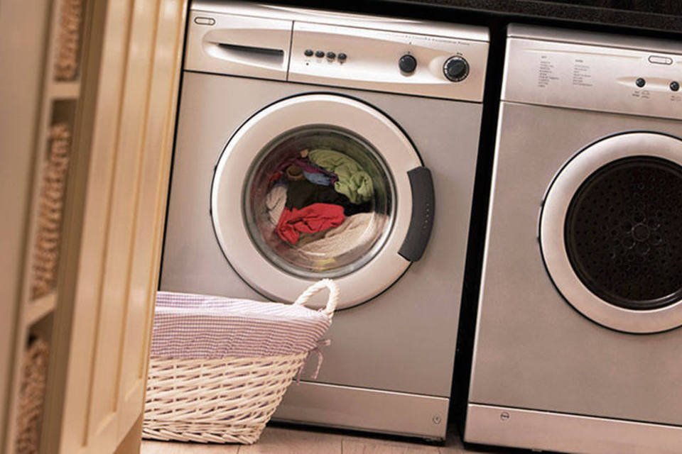 Lavadora com roupas: apartamentos menores impulsionaram a ideia da startup aLavadeira.com (Thinkstock)
