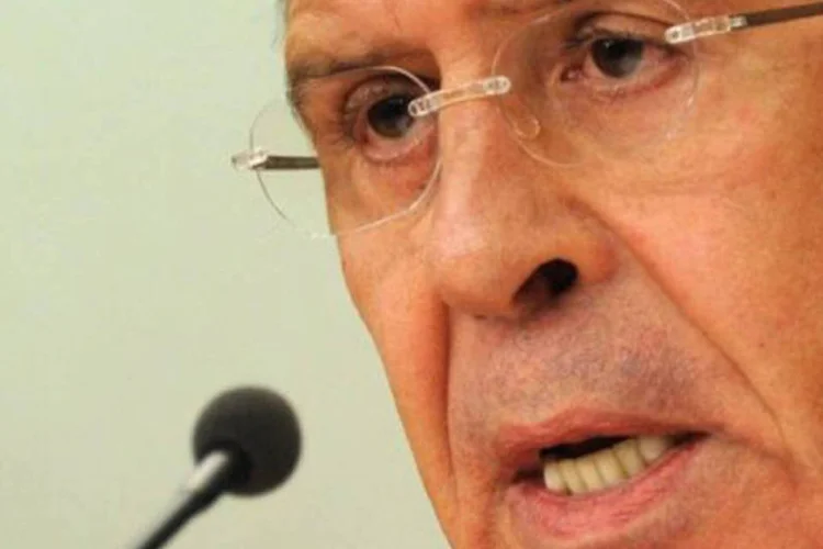 Serguei Lavrov: esta é a primeira vez que um alto funcionário russo acusa abertamente os Estados Unidos de abastecer de armas os rebeldes sírios (Alexander Nemenov/AFP)