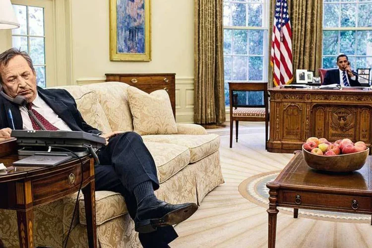 Lawrence Summers com Barack Obama: o economista iniciou o debate sobre as causas da crise dos Estados Unidos (Corbis/Latinstock)