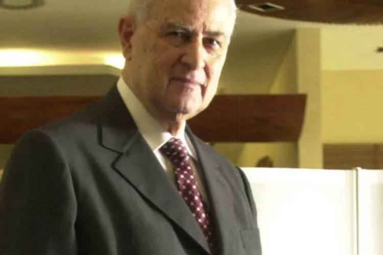 
	L&aacute;zaro Brand&atilde;o: &quot;N&atilde;o fomos ainda convocados para isso&quot;, disse ele, sobre aporte ao BES
 (Daniela Toviansky/Exame)