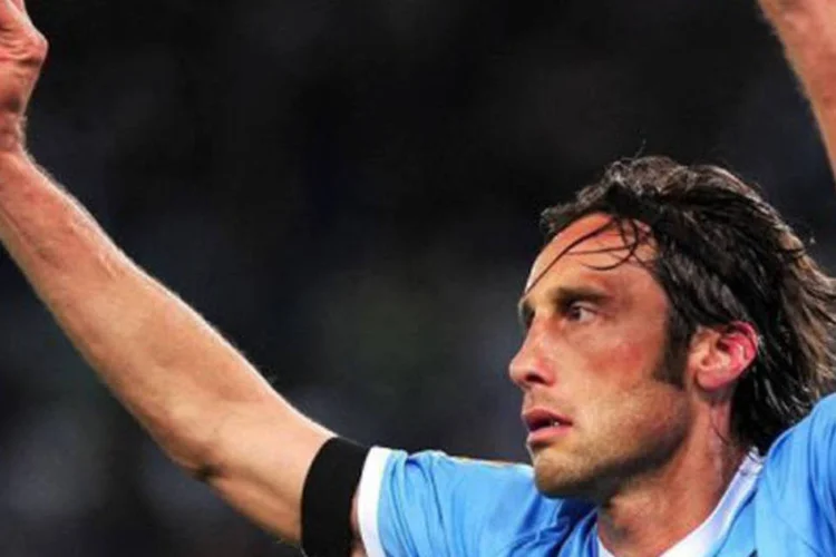 O capitão da Lazio, Stefano Mauri, foi um dos detidos na operação policial que investiga suposta trama de combinação de resultados e fraude em apostas esportivas
 (Alberto Pizzoli/AFP)