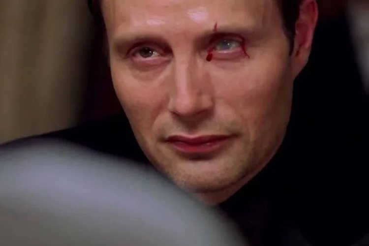 Le Chiffre, vilão de 007 no filme "Casino Royale": velho apelido da Agência Nacional de Segurança dos Sistemas de Informação da França (Reprodução/YouTube)