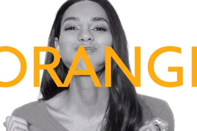 
	Modelo Lea T em comercial da Benetton que transforma hist&oacute;rias em cores: modelo transexual &eacute; uma das que participam dos v&iacute;deos
 (Reprodução)