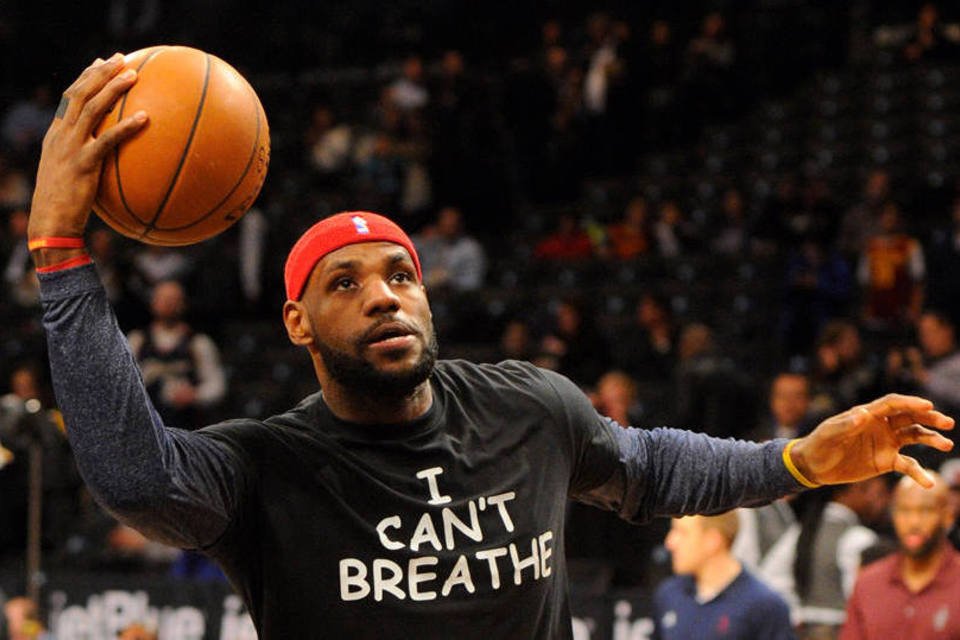 Jogadores da NBA apoiam protestos contra mortes pela polícia
