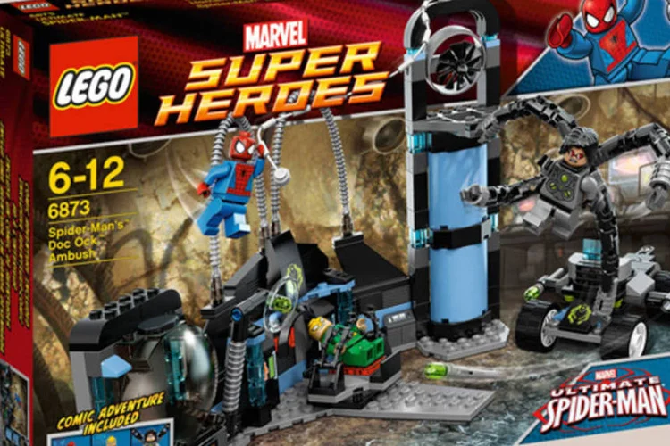 Brinquedos da linha Lego Super Heroes são recomendados para crianças de cinco a quatorze anos (Divulgação)