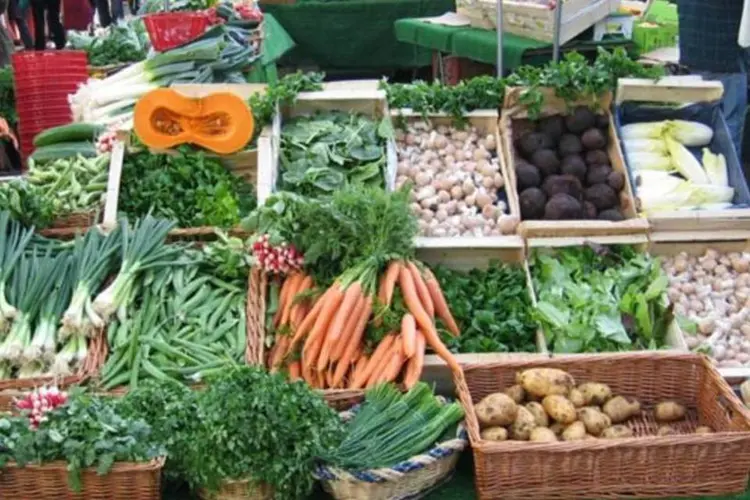 Hortaliças e legumes tiveram grande avanço na inflação pelo IPC-S, de 0,33% para 4,55% (Arnaud Clerget/Wikimedia Commons)