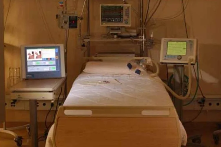 Leito em hospital privado: dados mostram queda no Brasil (ROBERTO SETTON/VEJA)