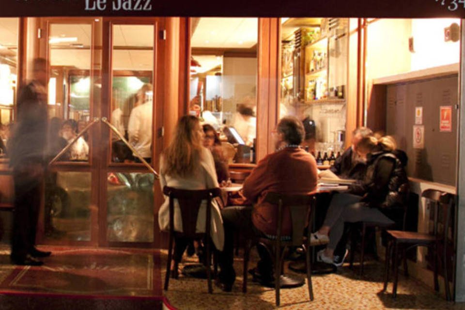 Com cara de bistrô e filas, Le Jazz expande com nova unidade