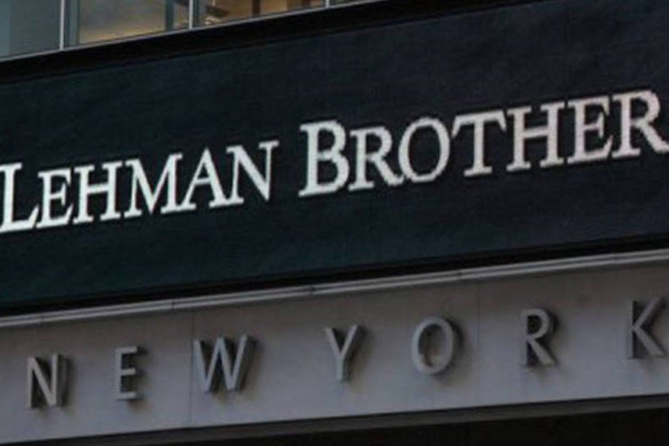 EY paga e evita processo sobre quebra do Lehman Brothers