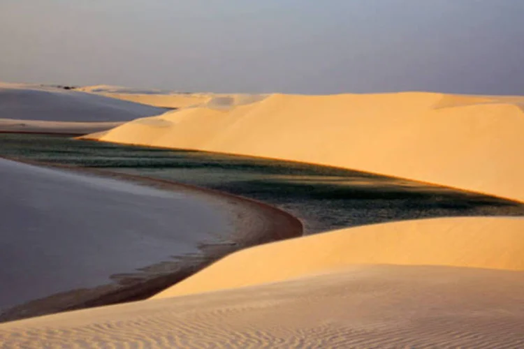 
	Len&ccedil;&oacute;is Maranhenses: o terminal, que foi homologado em janeiro pela Ag&ecirc;ncia Nacional de Avia&ccedil;&atilde;o Civil, recebeu investimentos de R$ 3,9 milh&otilde;es do Minist&eacute;rio do Turismo (Wikimedia Commons/Wikimedia Commons)