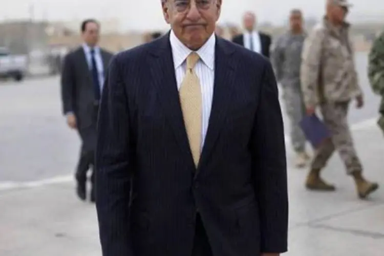 Leon Panetta, o primeiro chefe do Pentágono que visita a Líbia (Pablo Martinez Monsivais/ AFP)