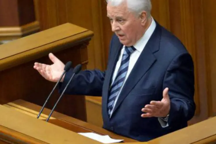 O ex-presidente ucraniano, Leonid Kravchuk: "todo o mundo percebe e a Ucrânia percebe que o país está à beira da guerra civil", declarou (Sergei Supinsky/AFP)