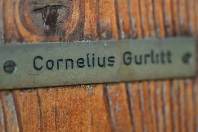 Letreiro na porta da residência de Cornelius Gurlitt: durante décadas, o alemão teve em seu poder peças de Picasso, Chagall e Matisse (AFP)