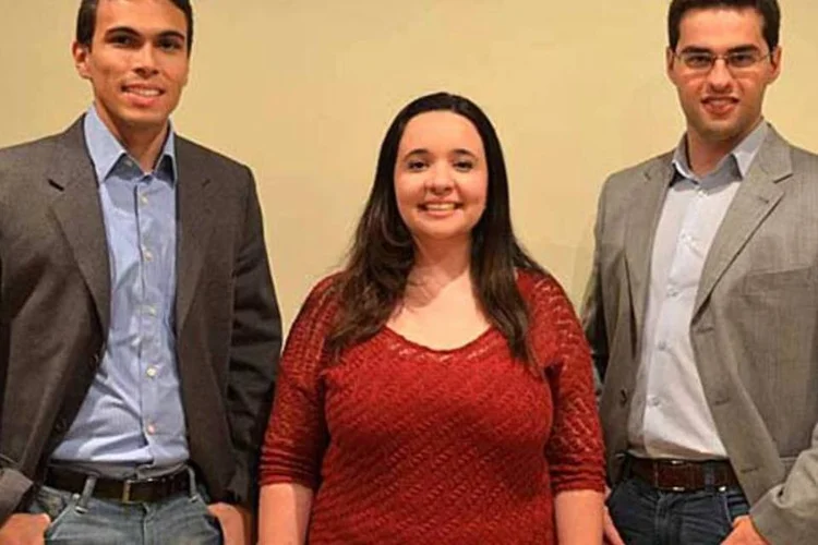 Lucas Garcia, Letícia Passarelli, Lucas Saraiva, da startup Let's Park (Divulgação/Lets Park)