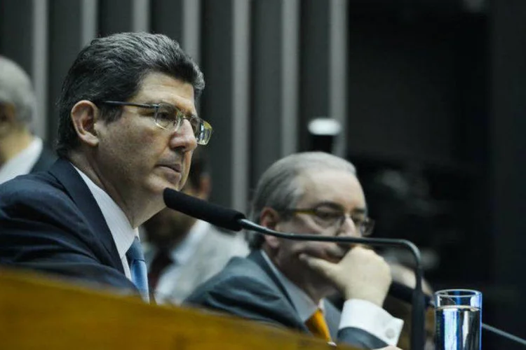 
	&quot;O equil&iacute;brio fiscal &eacute; necess&aacute;rio para trazer um pa&iacute;s de seguran&ccedil;a, de crescimento e de transpar&ecirc;ncia&quot;, disse Joaquim Levy na C&acirc;mara
 (Valter Campanato/Agência Brasil)