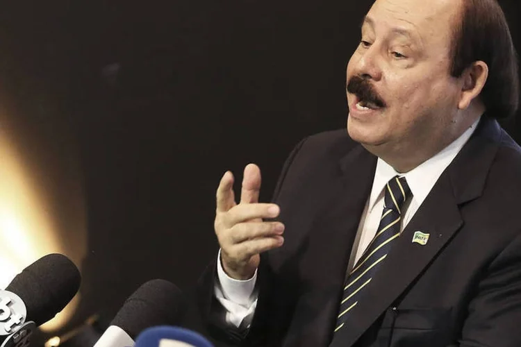
	Fidelix: representantes da comiss&atilde;o discutiram com ministro possibilidade de conseguirem retrata&ccedil;&atilde;o
 (Nacho Doce/Reuters)