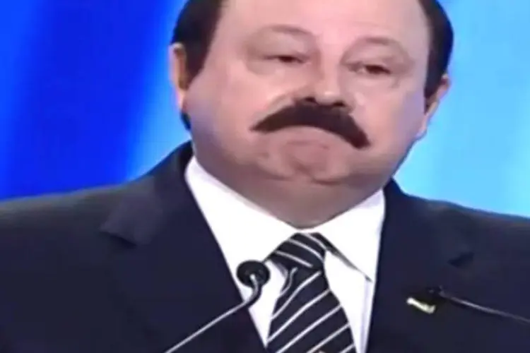 O candidato Levy Fidelix durante debate na televisão: discurso de ódio contra homossexuais (Reprodução/Youtube)