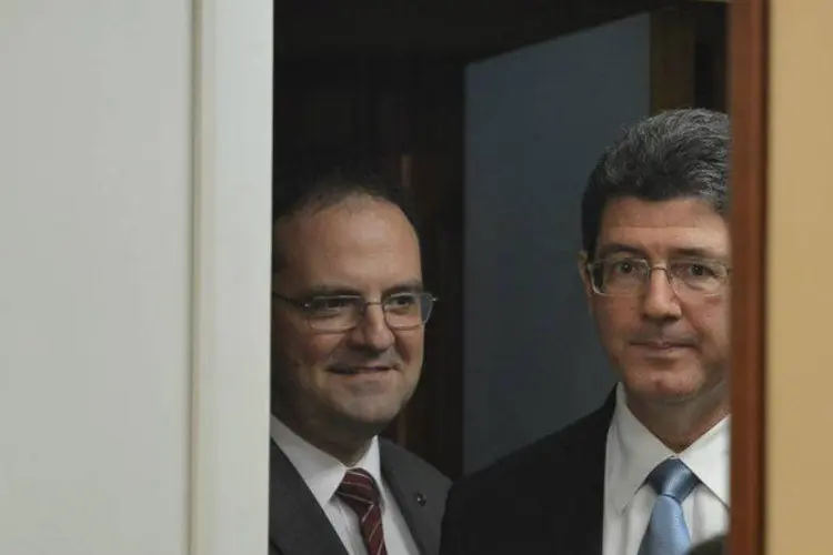 
	Joaquim Levy e Nelson Barbosa: &quot;Seria muito bom para o Brasil, de muito bom alvitre, que os dois ministros tivessem se entendendo e falando a mesma linguagem&quot;, diz presidente da CMO
 (Marcello Casal Jr/Agência Brasil)