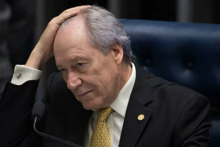 
	O presidente do Supremo Tribunal Federal (STF), Ricardo Lewandowski, durante o terceiro dia da sess&atilde;o de julgamento do impeachment da presidenta afastada Dilma Rousseff
 (Marcelo Camargo/Agência Brasil)