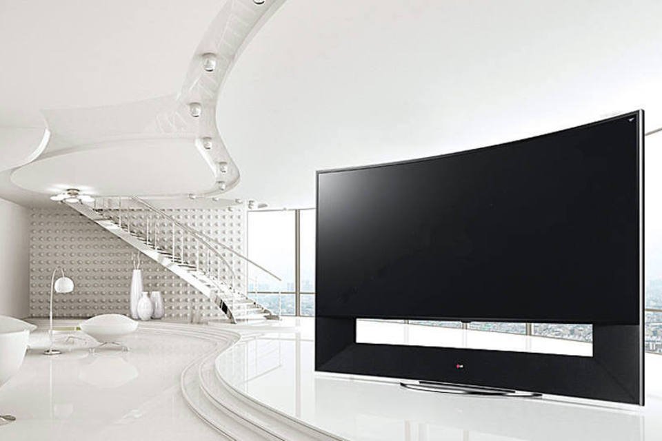Duas pessoas já compraram esta TV de R$ 270 mil no Brasil