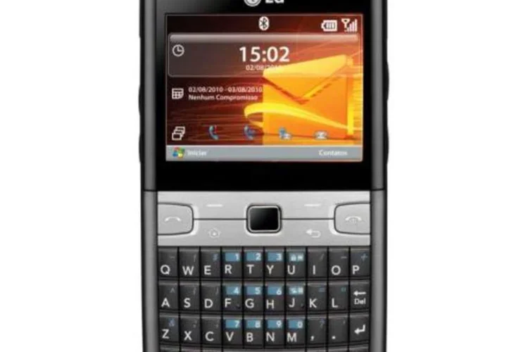 LG Hotmail Phone C570 (Divulgação/LG)