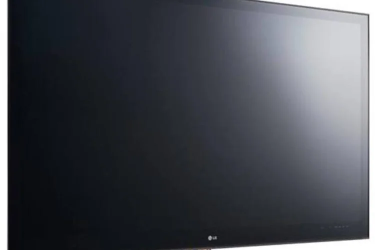 LG LZ9700: LED, 3D e 72 polegadas (Divulgação/LG)