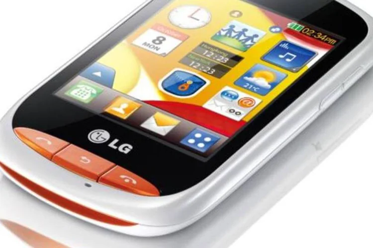 Modelo LG Wink Style tem display de 2.8 polegadas e câmera de 2 megapixels (Divulgação/LG)