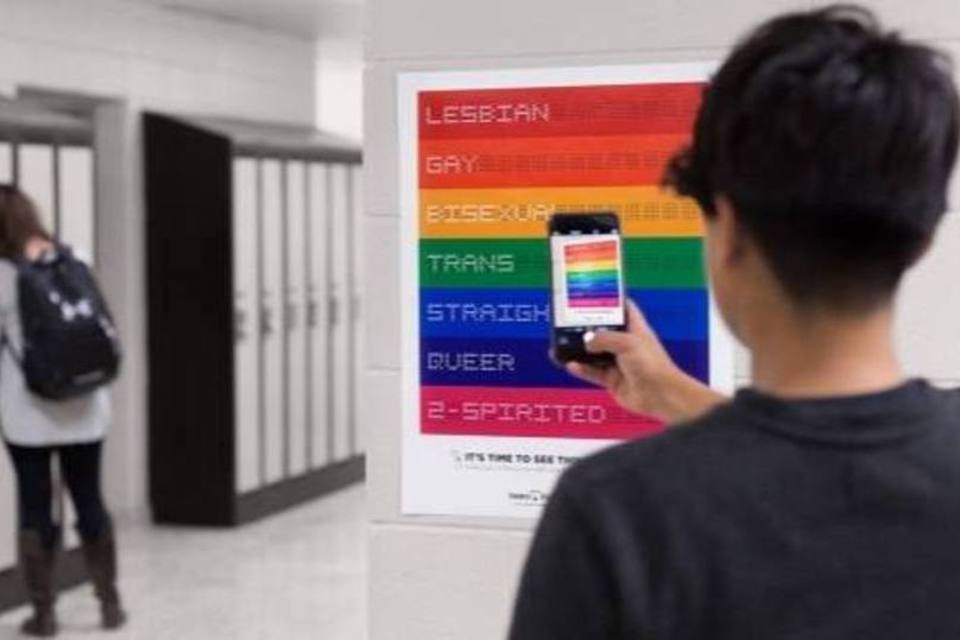 Peça LGBT usa tecnologia e surpreende em escola de Toronto