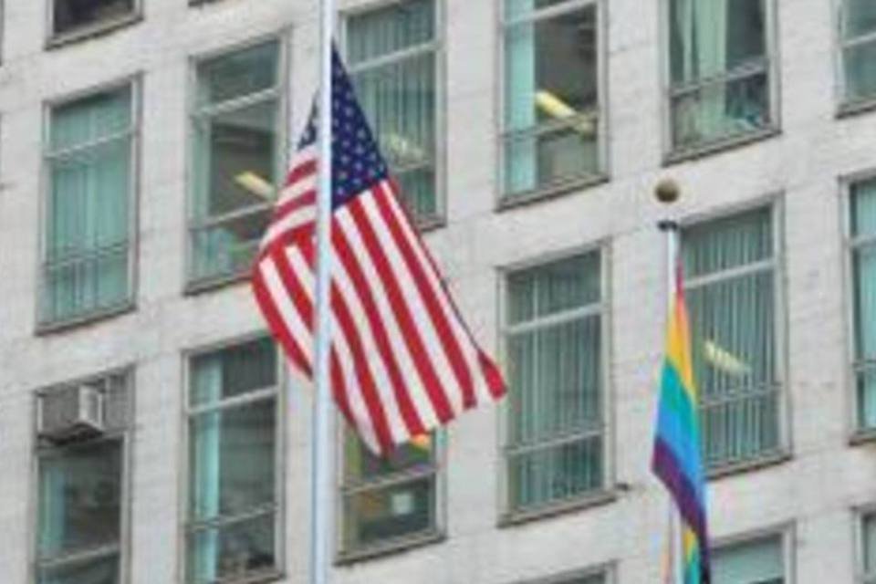Brasil é inspiração para causa gay, diz enviado americano
