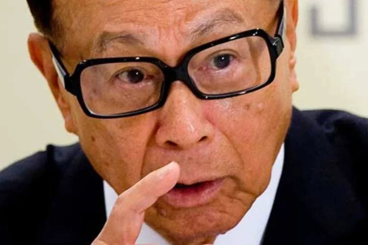 
	Nascido na China, Li Ka-Shing tem 86 anos. Sua fortuna &eacute; avaliada em 27 bilh&otilde;es de d&oacute;lares
 (Getty Images)