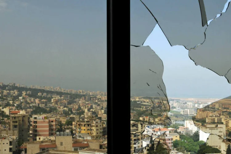
	Vista de cidade no L&iacute;bano: a crise dos res&iacute;duos come&ccedil;ou ap&oacute;s o fechamento do despejo de Naame e o fim do contrato com a sociedade Sukleen, encarregada de recolher o lixo
 (Getty Images)