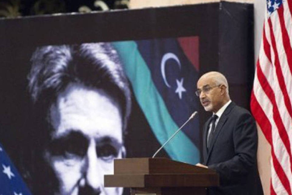 Primeiro-ministro líbio anuncia formação de novo governo