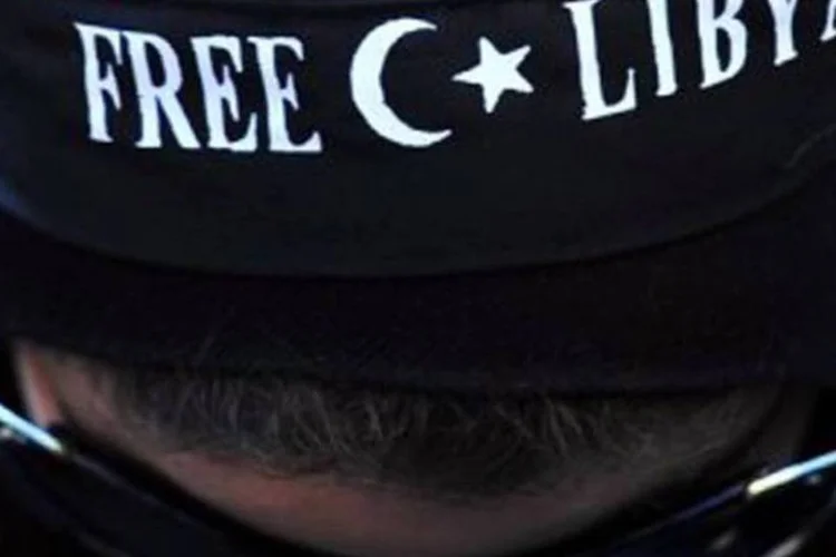 Para a UE, Túnis, Cairo, Benghazi e do mundo árabe deram um forte sinal de liberdade e democracia (Mustafa Ozer/AFP)
