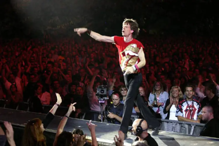 Mick Jagger: agora, 50 anos de sucesso de depois, sua legião de fãs aguarda a possibilidade dos Stones realizarem um novo álbum e uma nova turnê em 2013 (Dave Hogan/Getty Images)