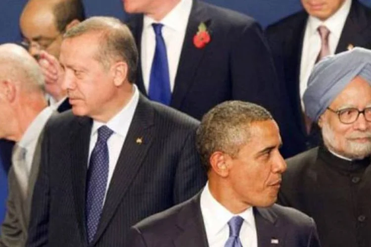 Líderes do G20 em Cannes, com o presidente americano, Barack Obama à frente (Lionel Bonaventure/AFP)