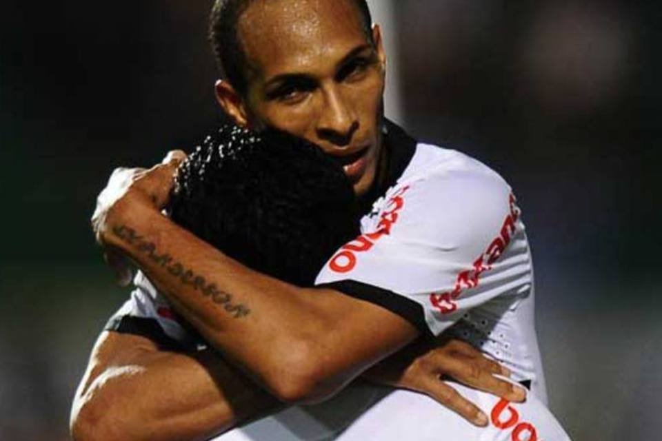 Jontex estreia na  camisa do Corinthians