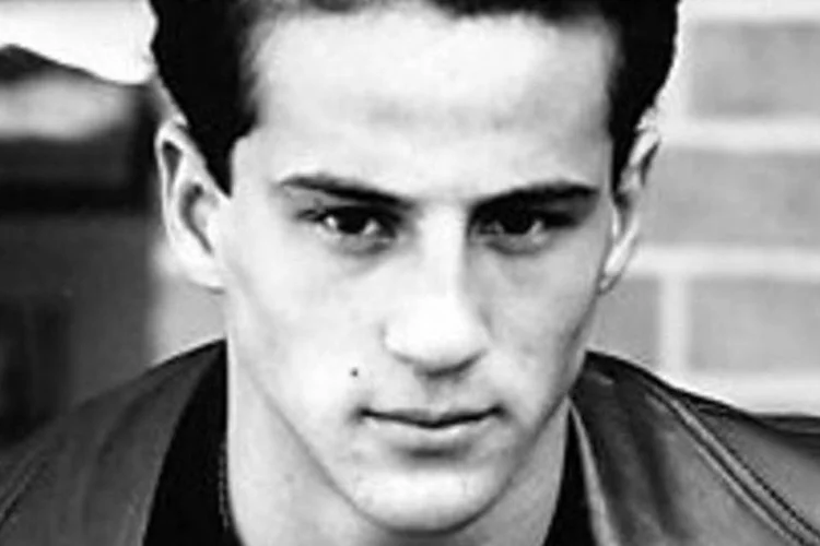 Ator Lillo Brancato durante cena do filme "Desafio no Bronx", de 1993 (Wikimedia Commons)
