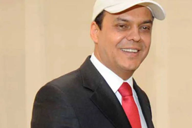 Parentes, funcionário e a mulher de Sílvio Félix (PDT), prefeito de Limeira (foto) , foram detidos sob acusação de de crimes de lavagem de dinheiro e falsidade ideológica (Divulgação)
